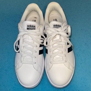 Adidas Cloud foam Sneakers